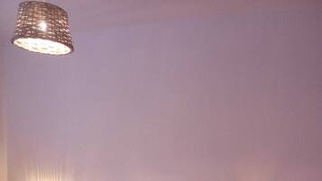 3 dormitorios, escritorio, tabla de planchar con plancha y wifi gratis