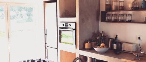 Four, lave-vaisselle