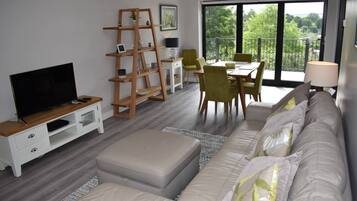 Apartment | Living room