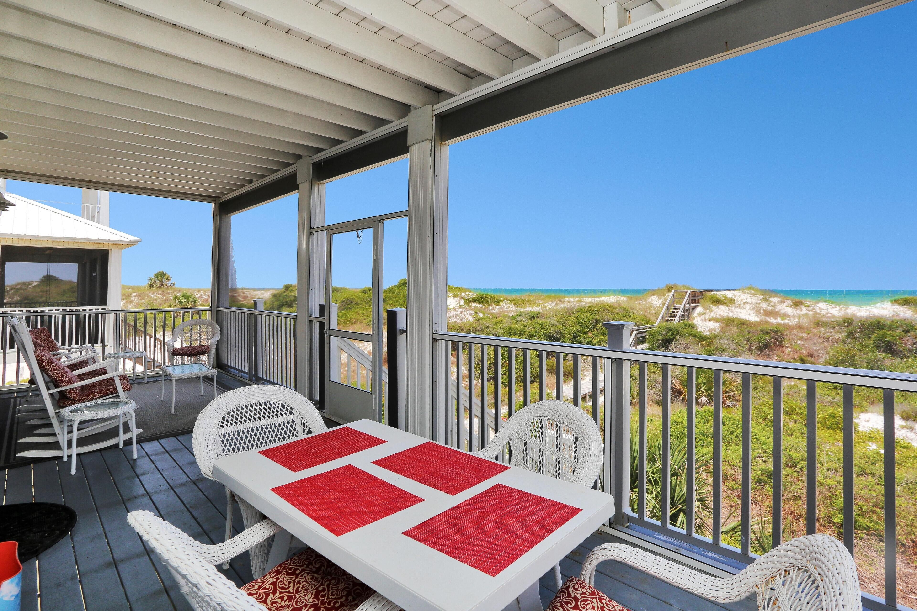 Casa, varias camas (A Tropical Breeze) | Restaurante al aire libre