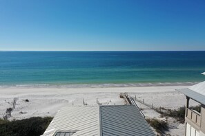 House, Multiple Beds (A Rendezvous No Pets Allowed) | Beach | On the beach