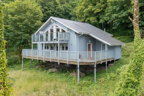 The Rowan - Luxury Lodge and Woodland Views