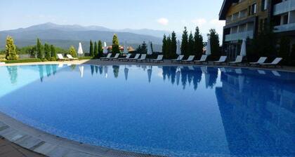 Cozy Bansko Apartment With Stunning Views