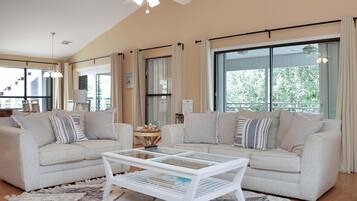 House, Multiple Beds (Woofs and Waves) | Living area