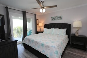 公寓客房, 1 張特大雙人床和 1 張沙發床 (Beach Destiny) | 2 間臥室、獨特裝潢、布置獨特