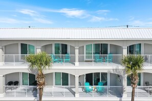 Apartamento, 1 cama de matrimonio grande con sofá cama (Beach Destiny) | Terraza o patio
