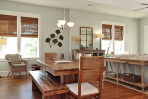 House, Multiple Beds (Brise Del Mar) | Dining
