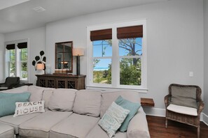 House, Multiple Beds (Brise Del Mar) | Living area - Brise Del Mar (Port St. Joe)