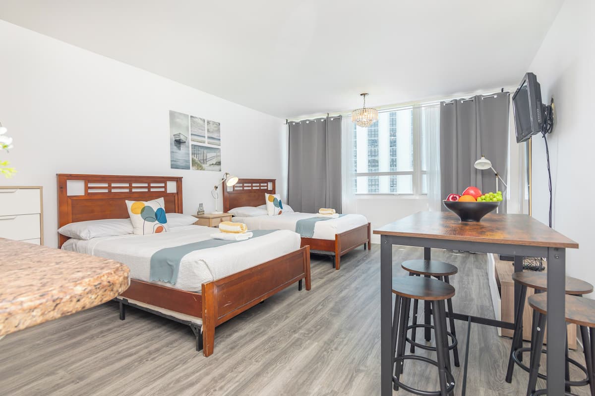 City Studio Suite