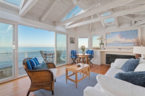 Beachfront Bungalow on Miramar Beach