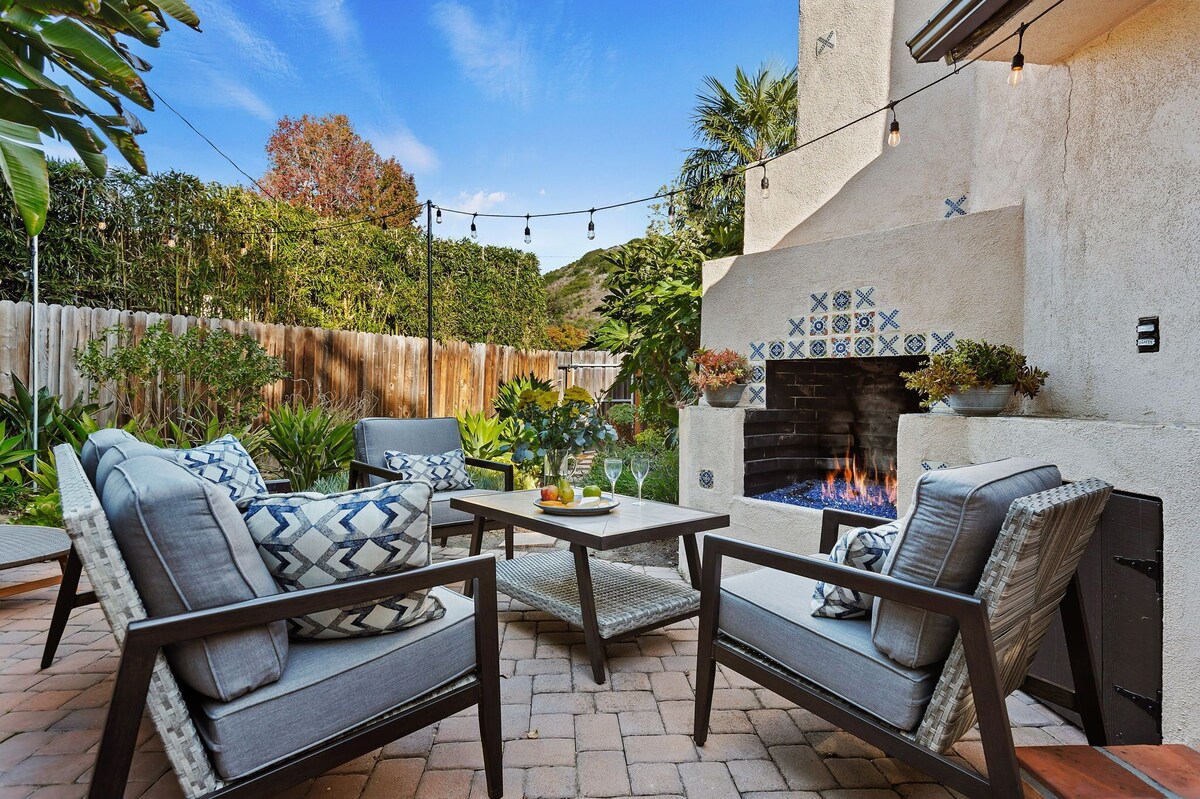 Central to adventures in the Mesa, close to beach