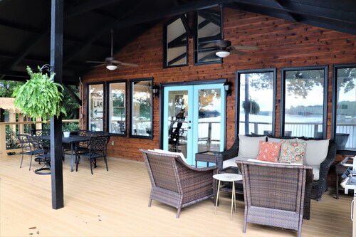 Old Lake Charm with Million Dollar Views