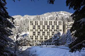 Front of property - RockyPop Flaine Hotel & Spa (Araches-la-Frasse)