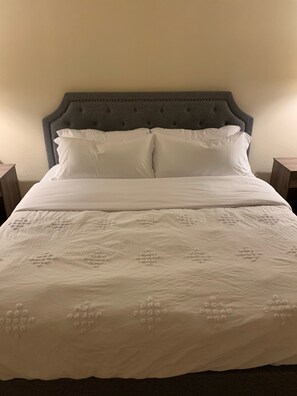 3 habitaciones, wifi gratis y ropa de cama