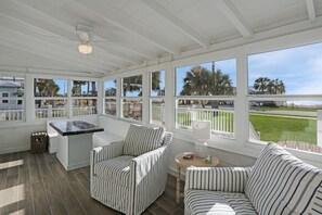 House, Multiple Beds (Carolines Cottage) | Living area - Caroline's Cottage (Port St. Joe)