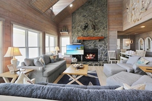 House, Multiple Beds (Coastawhile) | Living area