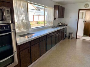 Fridge, microwave, dishwasher, toaster