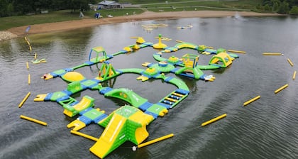 Atwood Breeze: Tranquil Lake Escape