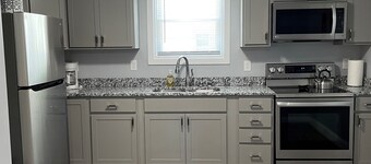 Holland Suites, Suite #1