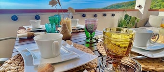 Apartment Suono del Blu in charming residence with the pool in Badesi