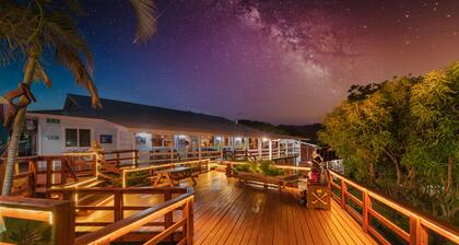 Hotel and Dive Center Roatan Yacht Club