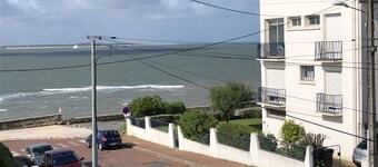 Family home with sea view