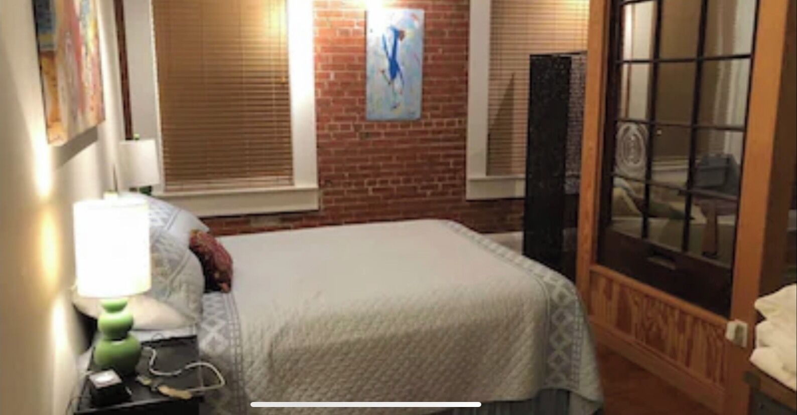 1 quarto, Wi-Fi de cortesia, roupa de cama