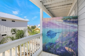 House, Multiple Beds (Good Day Sunshine) | Property grounds