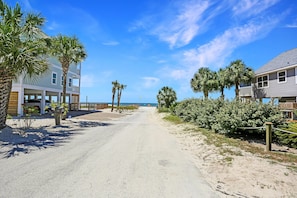 House, Multiple Beds (Flamingo Roost) | Property grounds