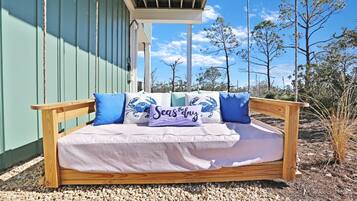 House, Multiple Beds (Havin A Blas) | Terrace/patio