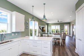 House, 3 Bedrooms | Private kitchen - Happy to be Here by Pristine Properties (Port St. Joe)