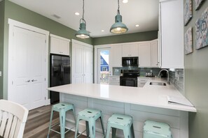 House, 3 Bedrooms | Private kitchen - Happy to be Here by Pristine Properties (Port St. Joe)