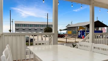 House, Multiple Beds (Oleander Place) | Outdoor dining