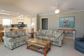 Casa, varias camas (One More Time Again) | Zona de estar