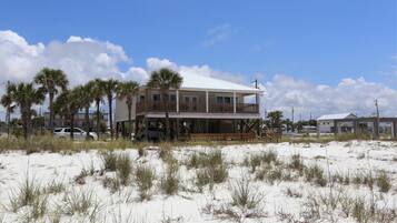 House, Multiple Beds (One More Time Again) | Exterior