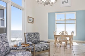 Maison, plusieurs lits (La Mer) | Coin séjour