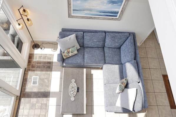 House, Multiple Beds (La Mer) | Living area