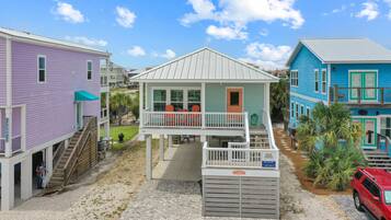 House, Berbilang Katil (Lalas Place) | Bahagian luar