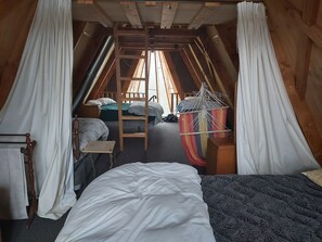 1 室のベッドルーム、WiFi