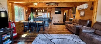 Aspen Cabin - Lost Land Lake Waterfront Getaway