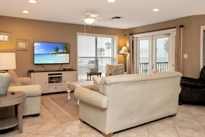 House, Multiple Beds (Sea Gem 2) | Living area
