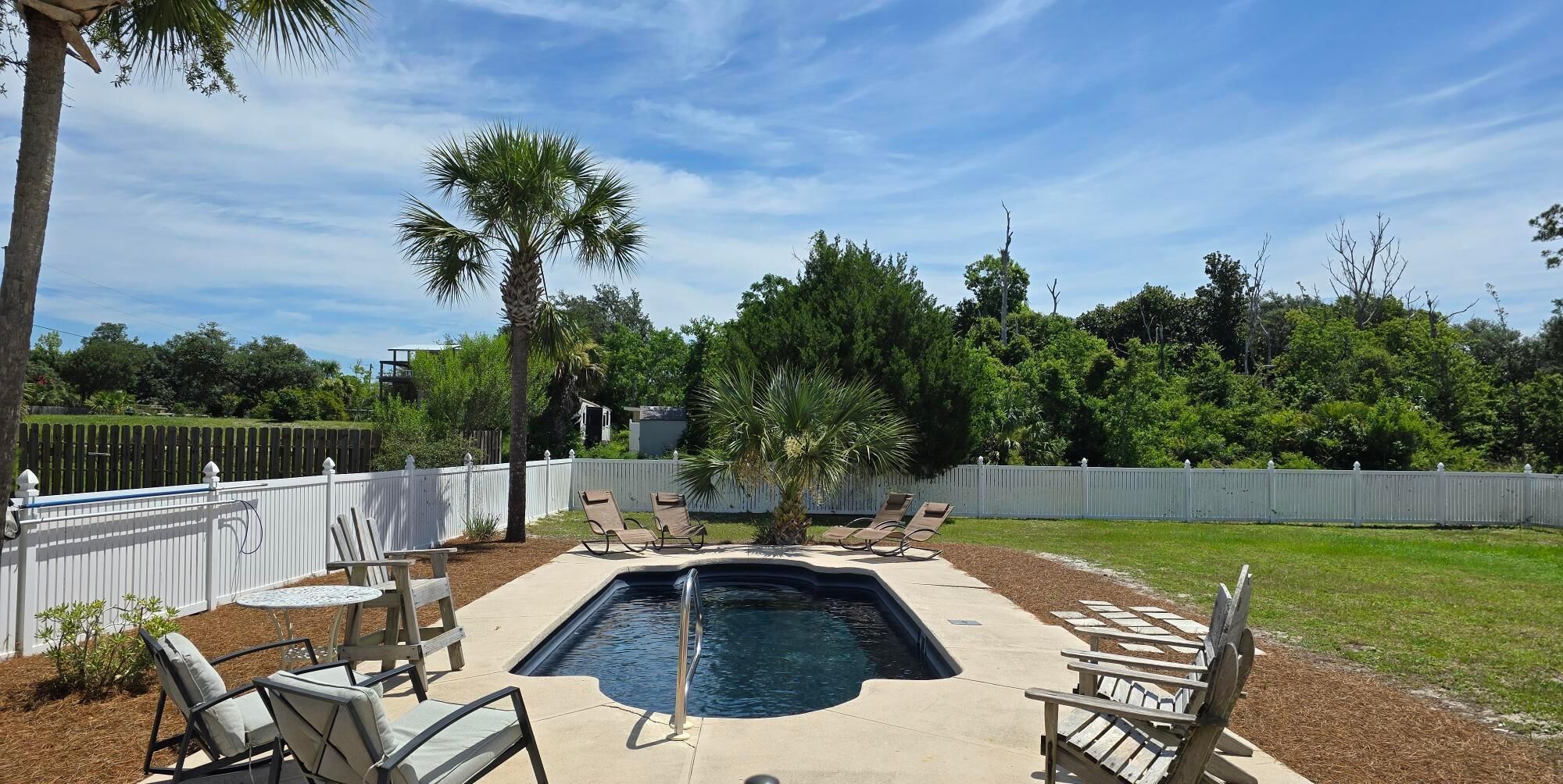 House, Multiple Beds (Pearly Shells) | Pool
