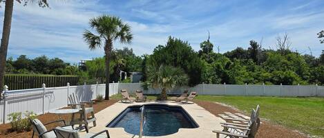House, Multiple Beds (Pearly Shells) | Pool