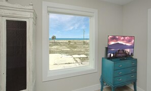 House, 2 Bedrooms | 2 bedrooms, individually decorated, individually furnished - Purple Haze by Pristine Properties (Port St. Joe)