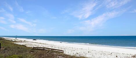 House, Multiple Beds (Pelican) | Beach