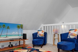 House, Multiple Beds (Pelican) | Interior