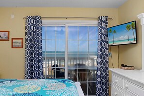 House, Multiple Beds (Pelican) | 4 bedrooms, individually decorated, individually furnished