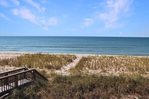 House, Multiple Beds (Pelican) | Beach | On the beach