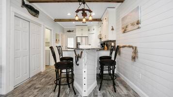 Townhouse, Beberapa Tempat Tidur (Set Sail at 5) | Tempat makan