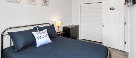 Townhome, Multiple Beds (Set Sail at 5) | 2 bedrooms, individually decorated, individually furnished